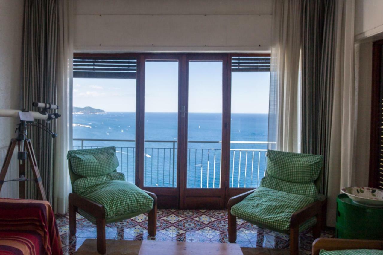 Stunning View- Wifi & Parking Apartment *